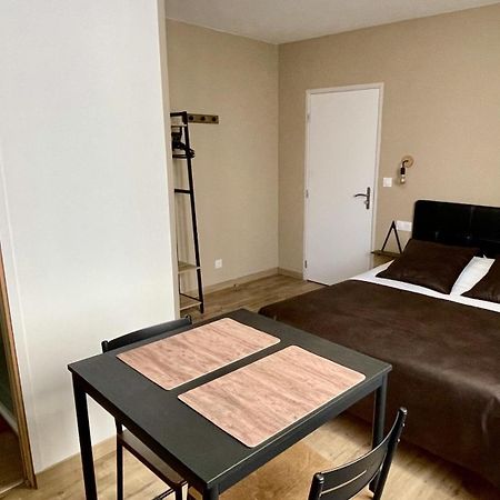 Appart Hotel Gambetta Lens Bagian luar foto