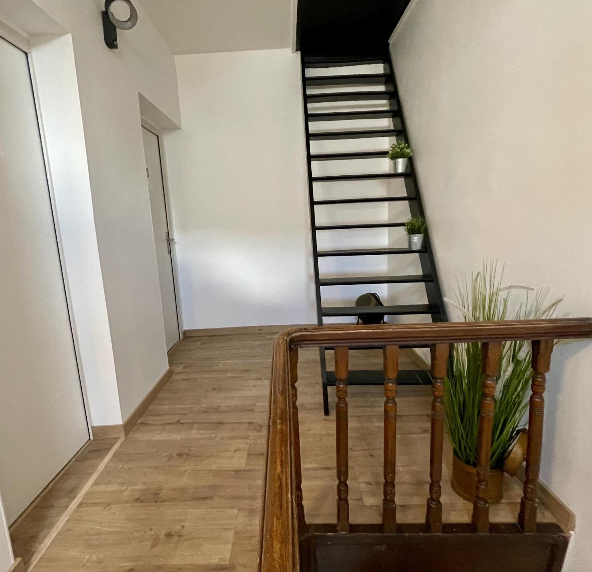 Appart Hotel Gambetta Lens Bagian luar foto