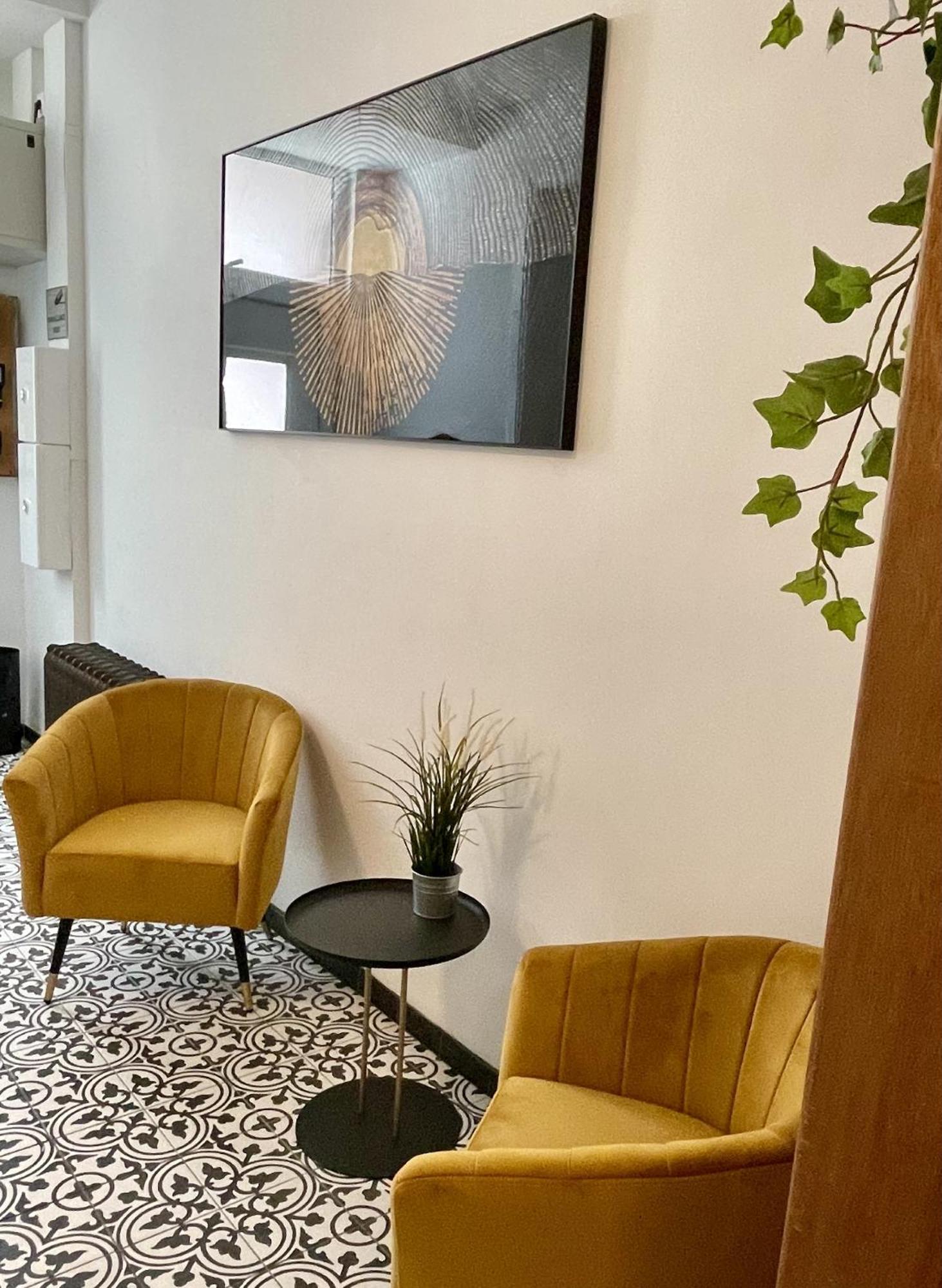Appart Hotel Gambetta Lens Bagian luar foto