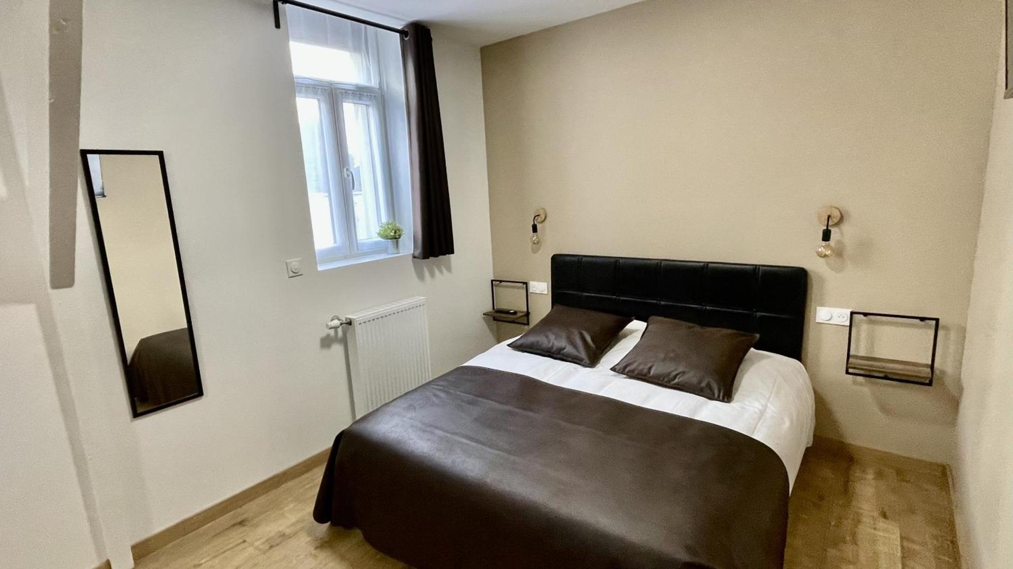 Appart Hotel Gambetta Lens Bagian luar foto