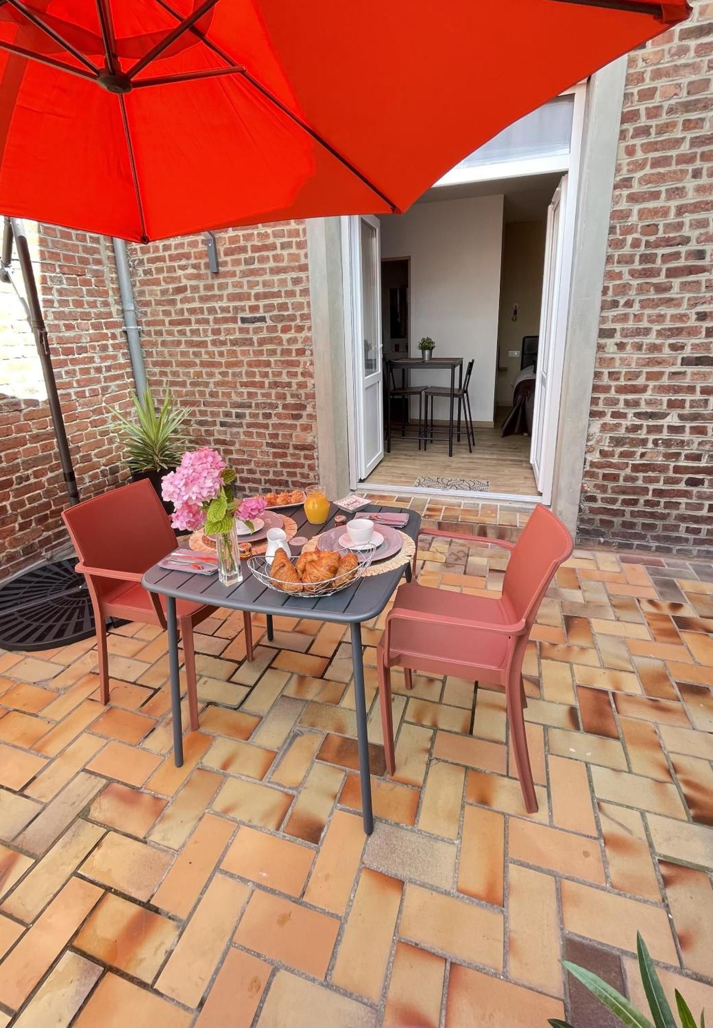 Appart Hotel Gambetta Lens Bagian luar foto